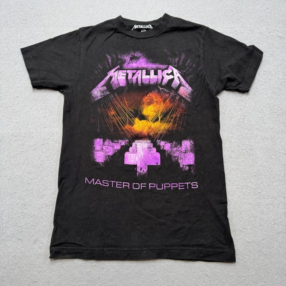Metallica Graphic T-Shirt Men's Small Black Master Of Puppets Concert Merch 2023